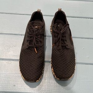 Ariat Fuse Tennis Shows **NEVER WORN**